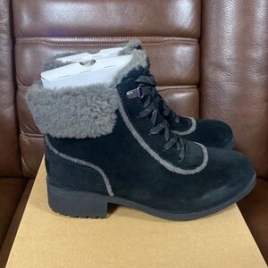 UGG Bodie Fur Lace Shoe